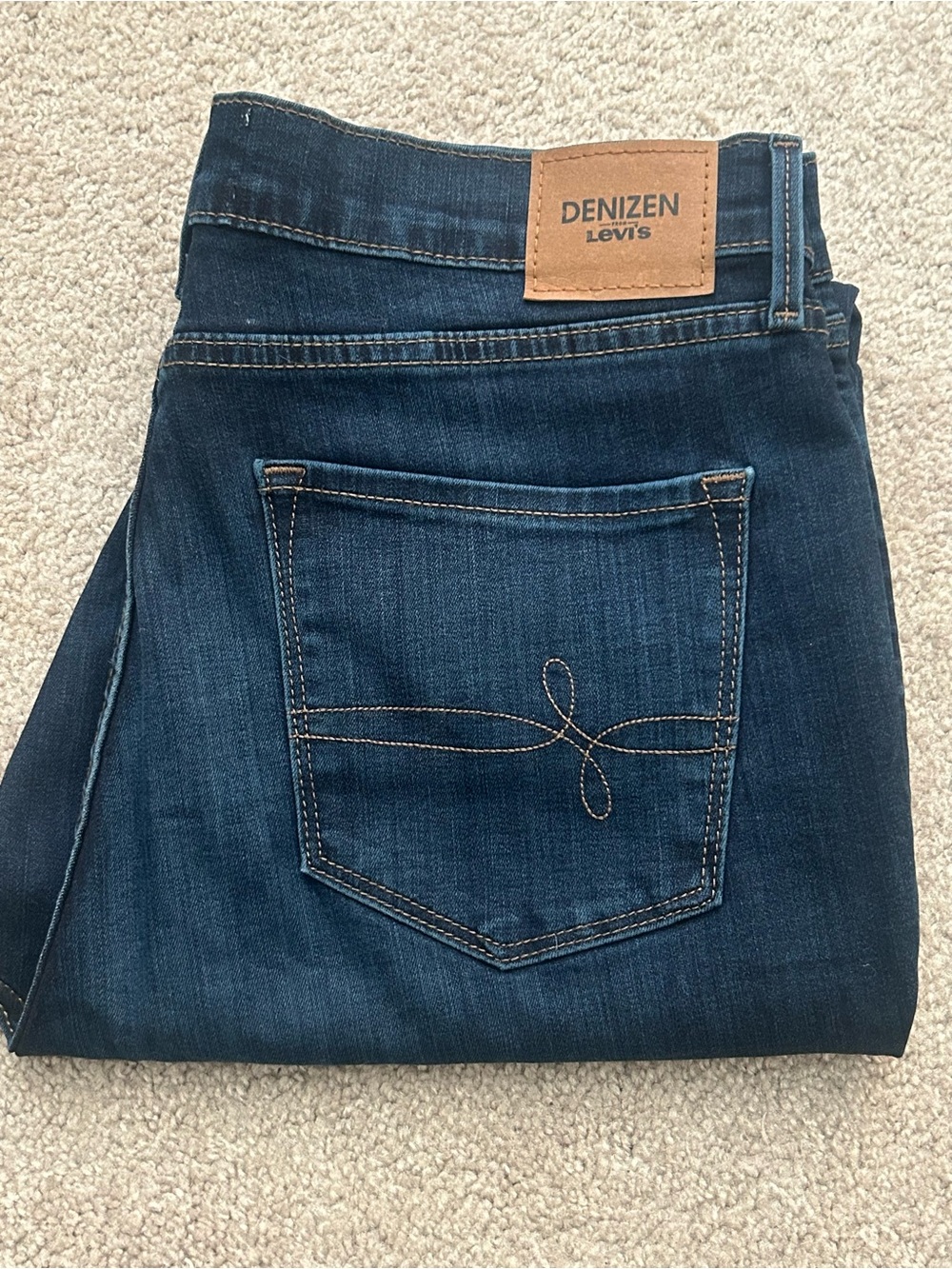 Denizen from Levi’s Women’s Dark Blue Straight Jeans